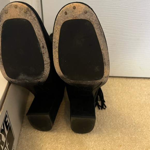 Frye Fringe Jodi Short Suede Boot - Picture 5 of 8